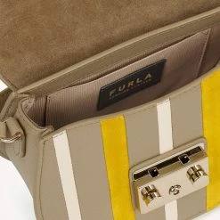 Wholesale 👏 Furla Metropolis Crossbody Mini Beige for 👩 women 💯 -Cheap Furla Store 10f94c81740646bba35541c9bf5f49fe 1080x