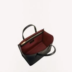 Best Pirce 😉 Furla Era Tote S for 👩 women 🔥 -Cheap Furla Store 1e0b8d61db4c41818f447c1814991b2d 22bf54bc c87f 4642 bbc5 048bdee22220 1080x