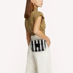 Top 10 🥰 Furla Metropolis Crossbody Mini Black for 👩 women ⭐ -Cheap Furla Store 82e5c2a7f43640609d48ca7d41107496 1080x